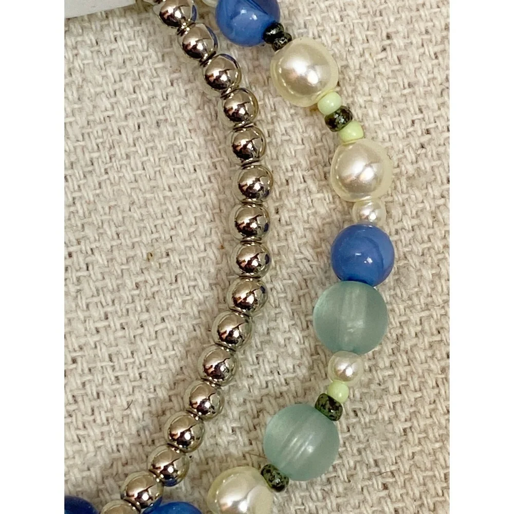 NWT AEO American Eagle Outfitters Silver Blue Beaded stretch Bracelet Set